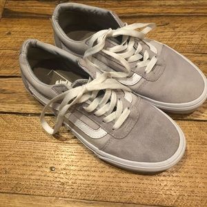 Women’s gray vans